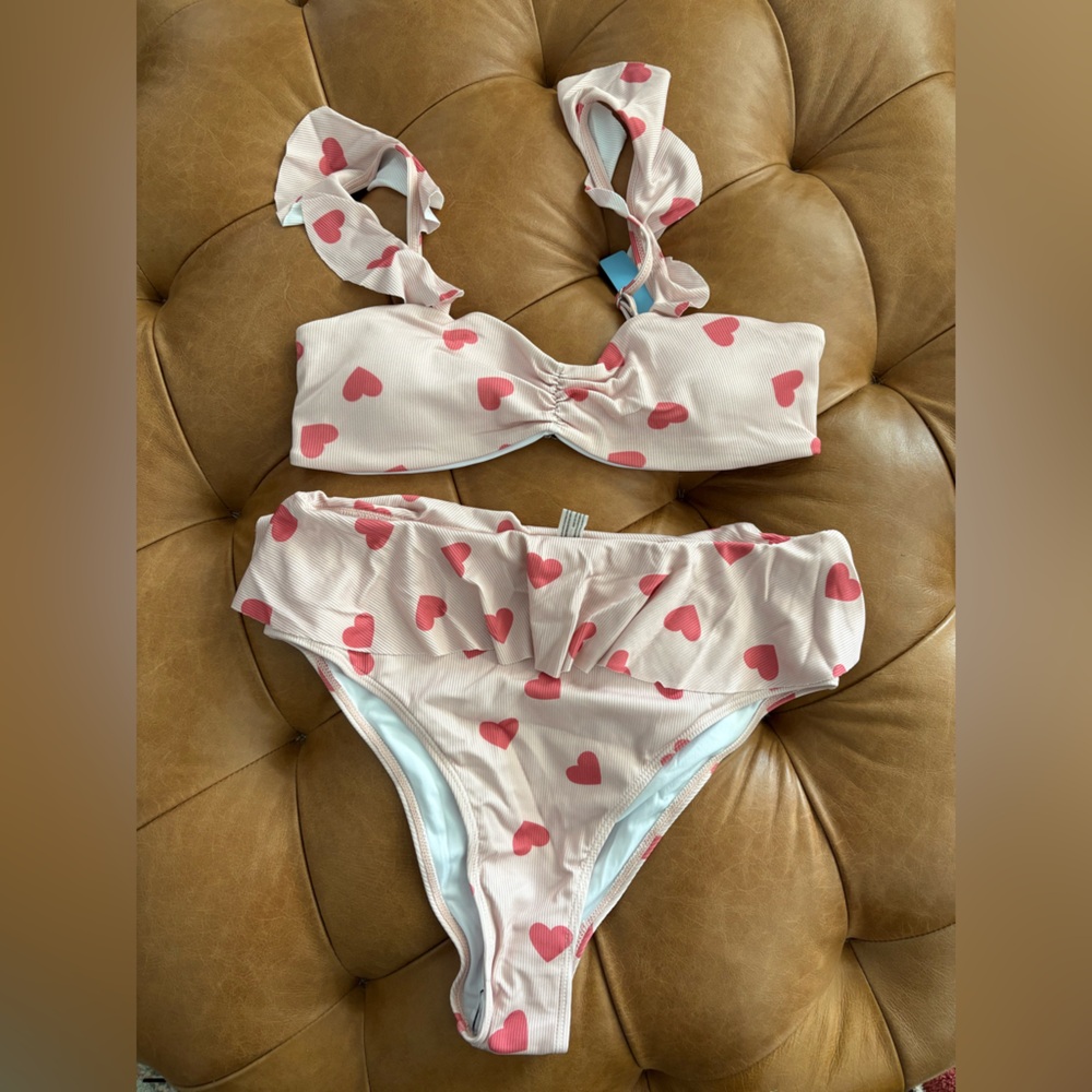 NWT high waisted bikini.